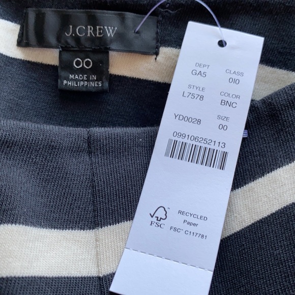 J. Crew - Knit Pencil Skirt in Stripe - Picture 6 of 6